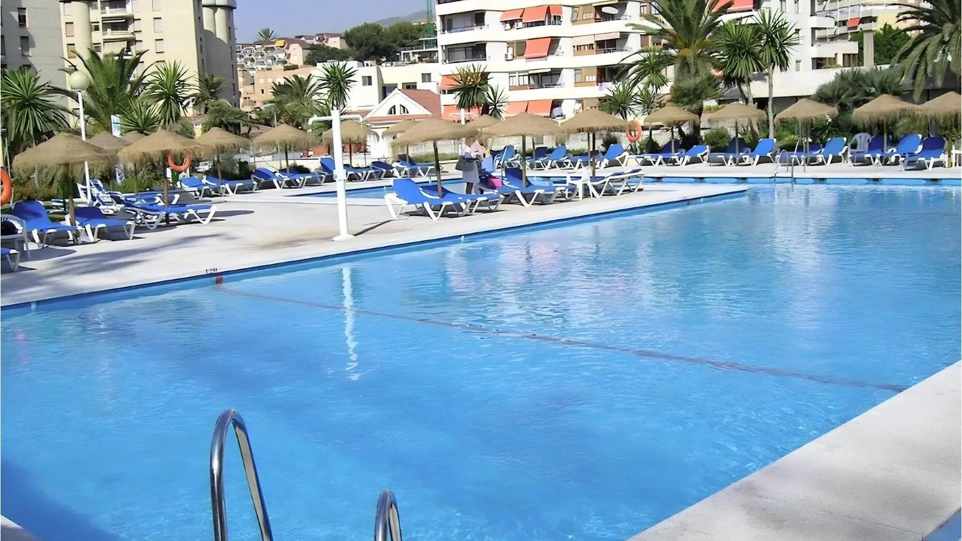Lovely World - La Nogalera Torremolinos