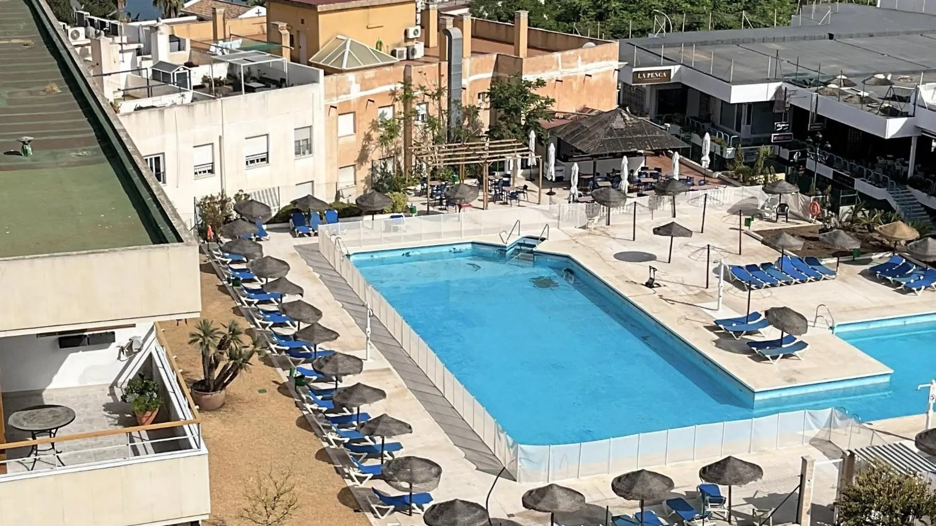 Lovely World - La Nogalera Torremolinos 0*,